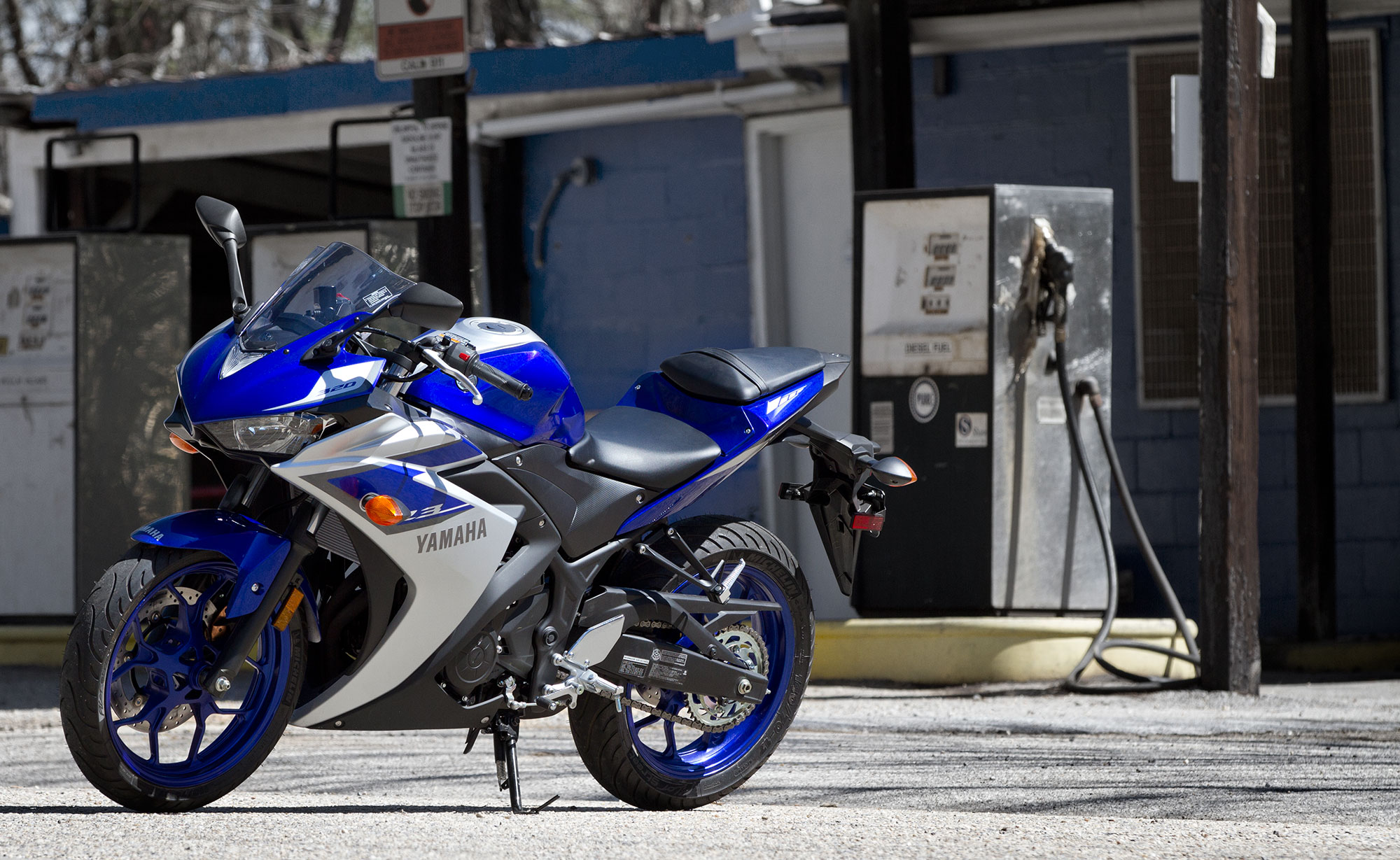 R 1 r 3 2. Yamaha r3. Yamaha r3 Blue. Yamaha r3 2010. Ямаха р3 2015.